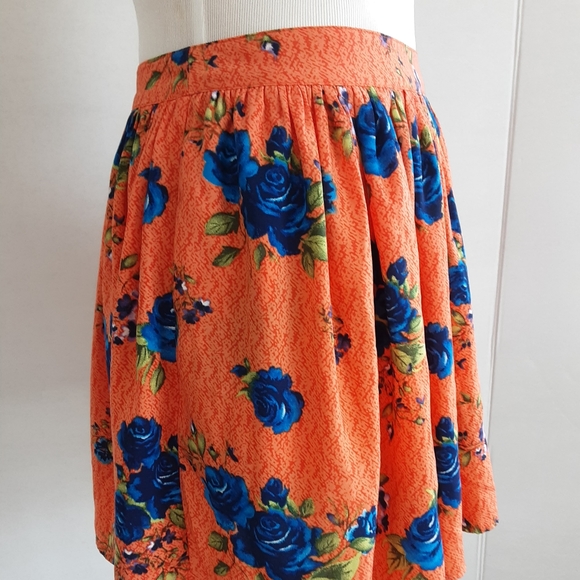 BCNU FLARE ORANGE FLORAL MINI SKIRT SZ L - Picture 2 of 5